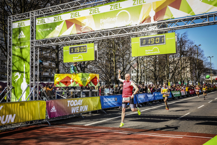 Berlin Half Marathon only travelers left alive